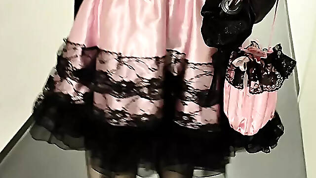 Sissy crossdresser strolling in high heels and flashing