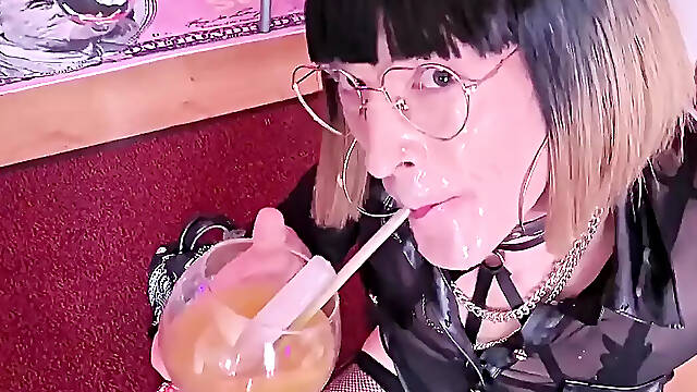 Vanessabitchx the Cock Drainer