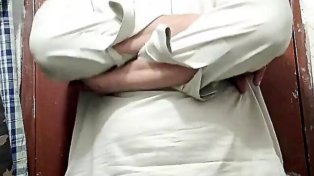 Waiting for Sugar Daddy