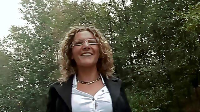 Alessia Donatis Casting in the Park with a Pissing Finale