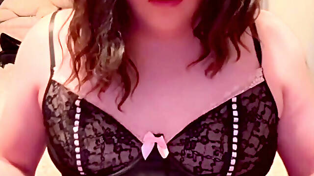 Submit to Your Sissy Mistress!