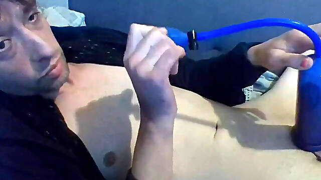 Vaping &amp; Using Phallus (penis) Pump and Sexsleeve to Stroke Myself
