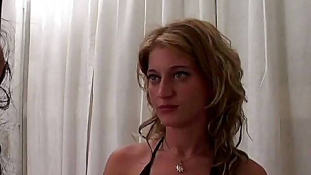 Amazing threesome with a cute shemale and a pretty blonde girl!